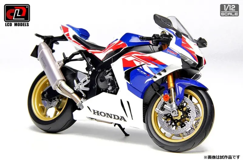 1:12 Honda Cbr1000rr-R Fireblade Sp -- White/Red/Blue -- Lcd-Model 1
