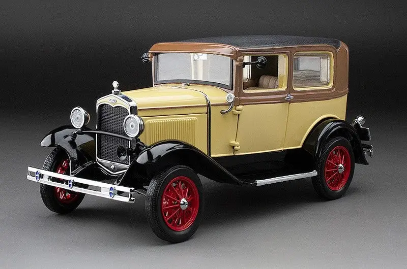 1:18 1931 Ford Model A Tudor -- Bronson Yellow -- Sunstar 1