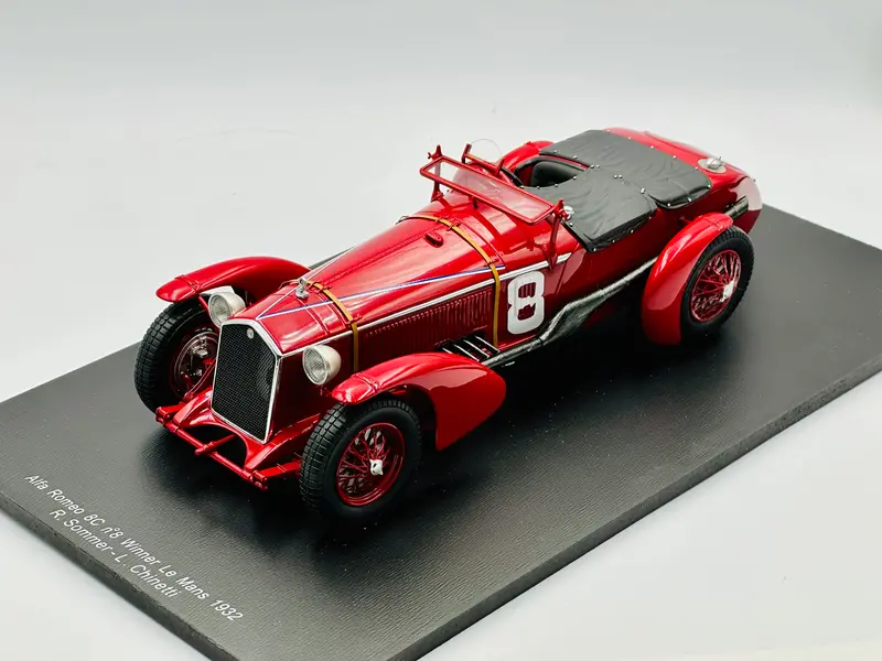 1:18 1932 Le Mans 24H Winner -- #8 Alfa Romeo 8C -- Spark Sh 1