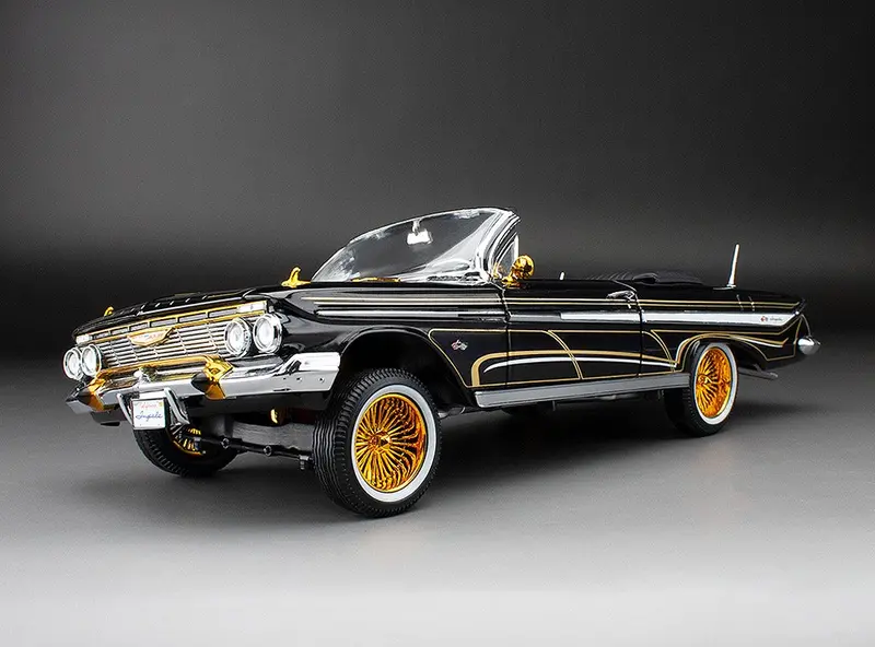 1:18 1961 Chevrolet Impala Convertible Lowrider - Black W/Gold Accents - Sunstar 1