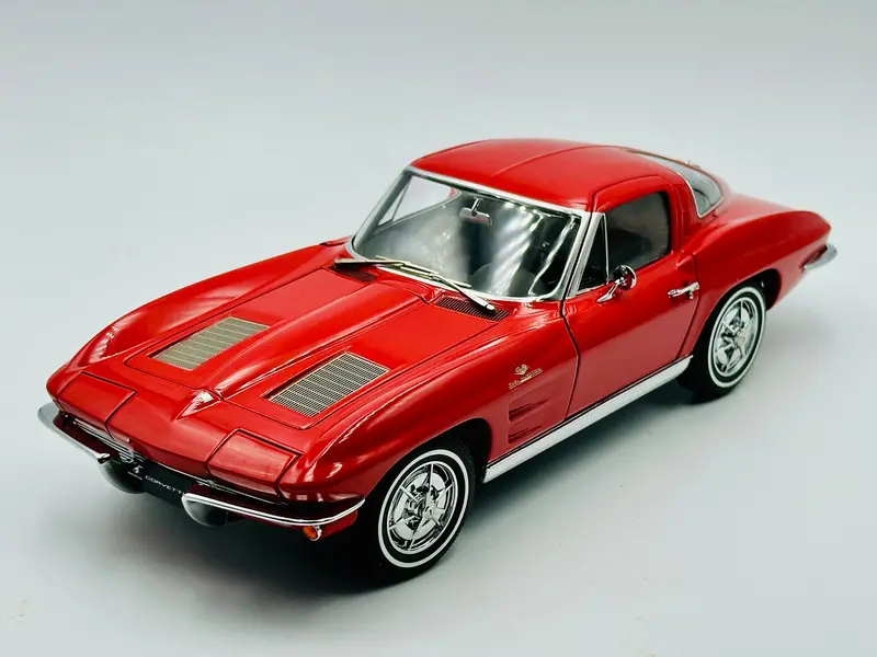 1:18 1963 Chevrolet Corvette Stingray -- Riverside Red -- Autoart 71183 1
