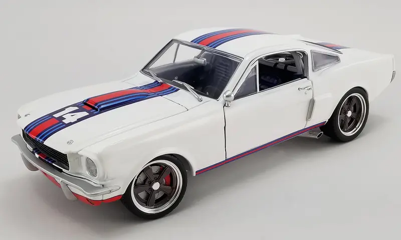1:18 1965 Shelby Gt350r Street Fighter -- Martini Tribute Livery -- Acme 1
