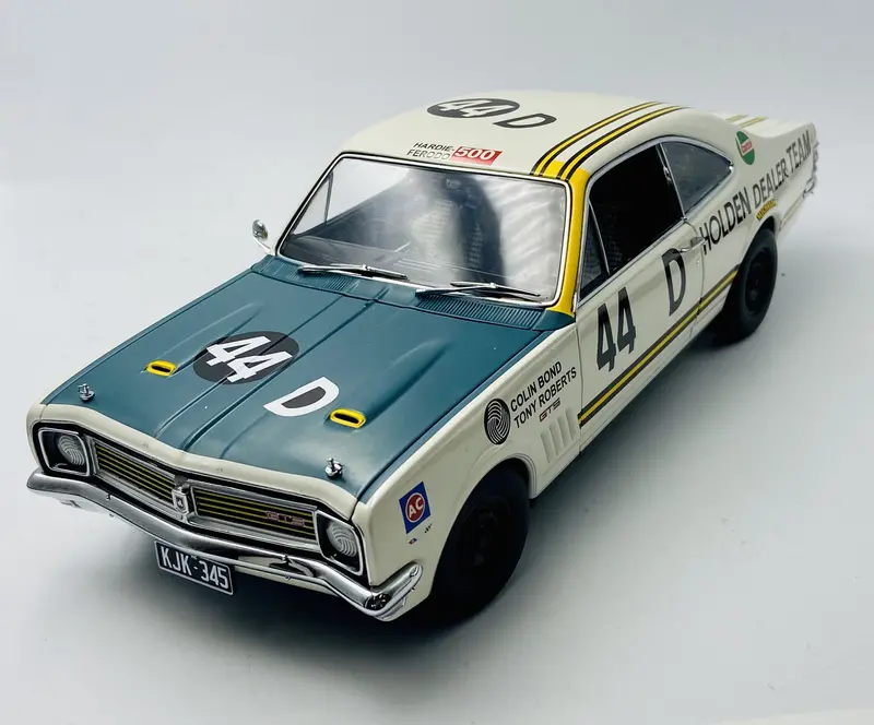 1:18 1969 Bathurst Winner -- Bond/Roberts -- Holden Ht Monaro -- Biante/Autoart 1