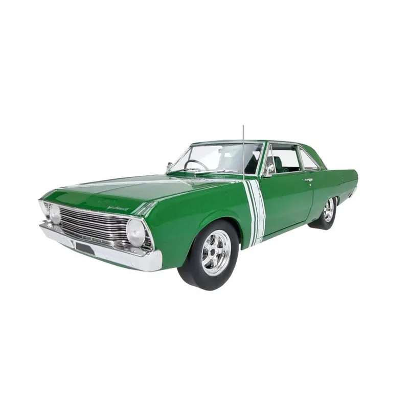 1:18 1969 Chrysler Vf Valiant Pacer -- Green Metallic W/Stripe -- Greenlight Dda 1