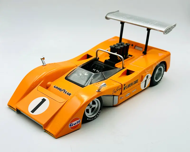 1:18 1969 Dan Gurney -- Mclaren M8b High Wing Can Am #1 -- Gmp 12023 1