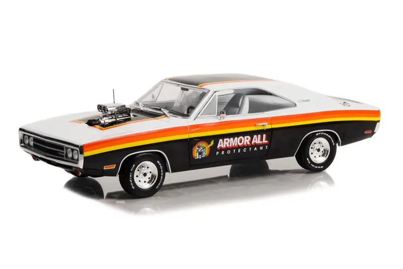 1:18 1970 Dodge Charger -- Blown Supercharged Engine Armor-All -- Greenlight 1
