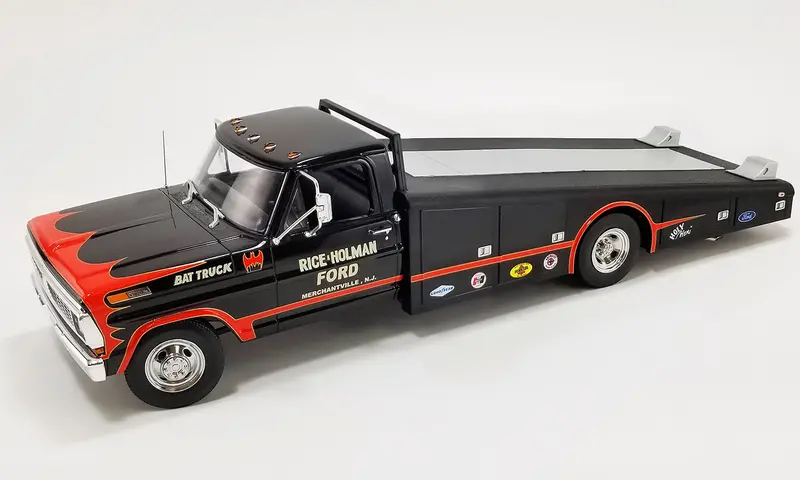 1:18 1970 Ford F-350 Ramp Bat Truck -- Rice & Holman Ford Batcar -- Acme 1