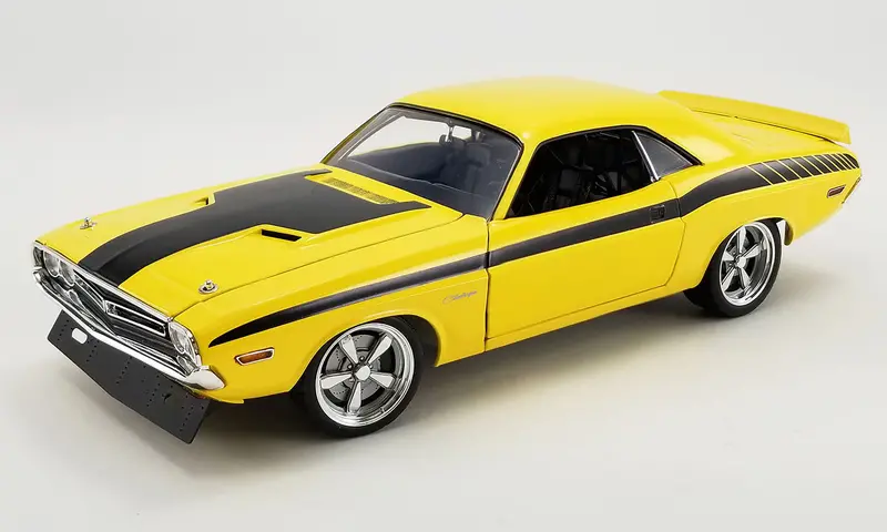 1:18 1971 Dodge Challenger Trans Am -- Street Fighter Yellow Chicayne -- Acme 1