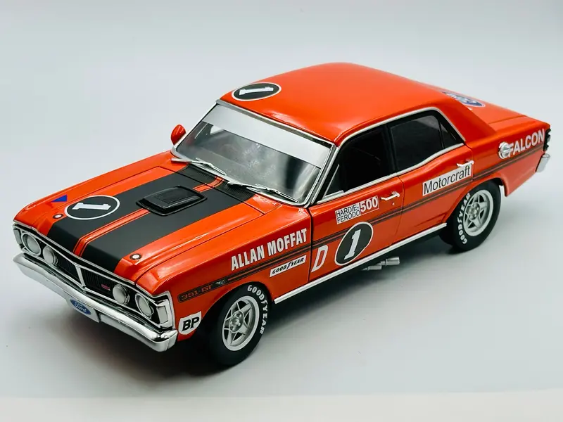 1:18 1972 Bathurst - Allan Moffat -- #1 Ford Xy Falcon -- Biante/Autoart 1