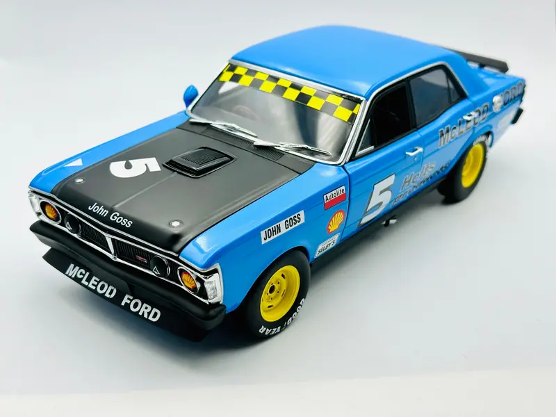 1:18 1972 John Goss -- #5 Ford Xy Falcon Gtho Phase 3 -- Biante/Autoart 1