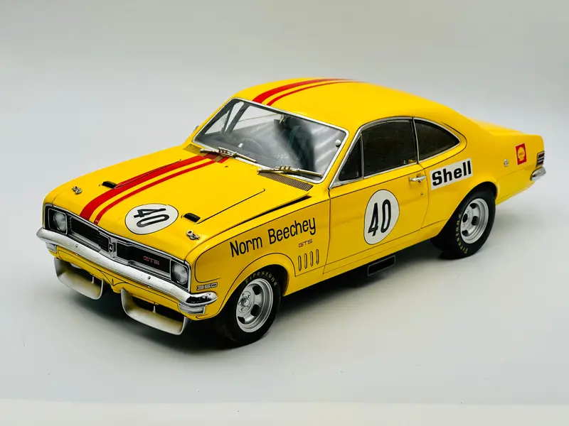 1:18 1972 Norm Beechey Sandown 3Rd -- Holden Ht Monaro -- Classic Carlectables 1