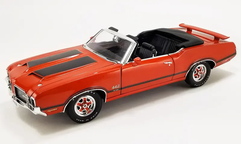 1:18 1972 Oldsmobile 442 W-30 Convertible -- Flame Orange -- Acme 1