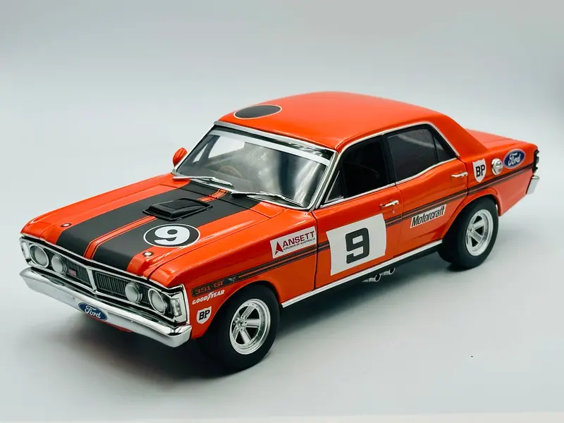 1:18 1973 Atcc Winner Allan Moffat -- #9 Ford Xy Falcon -- Biante/Autoart 1