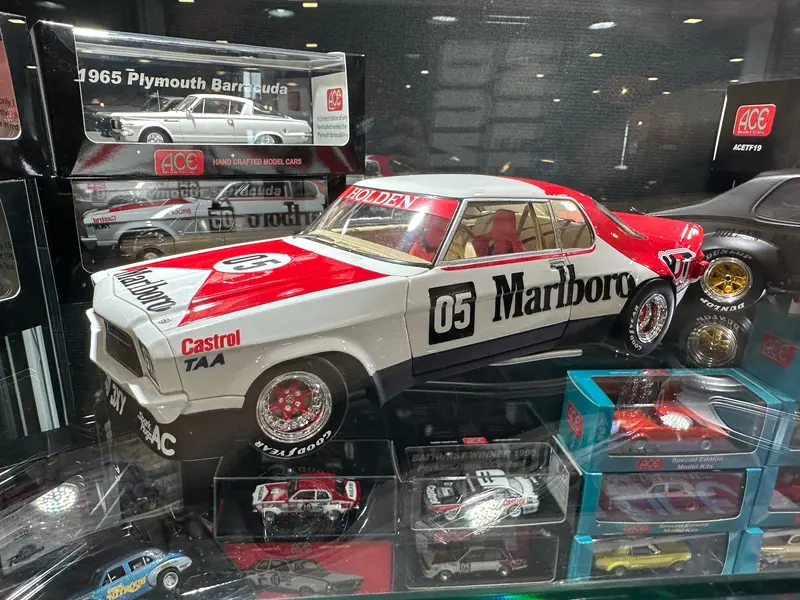 1:18 1978 Peter Brock -- Holden Hq Monaro V8 Sports Sedan -- Ace Models 1