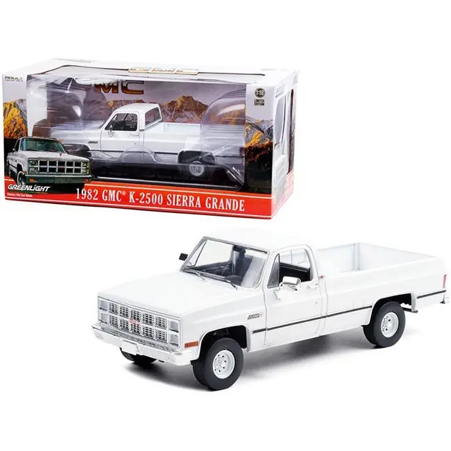 1:18 1982 Gmc K-2500 Sierra Grande Wideside Pickup Truck -- White -- Greenlight 1