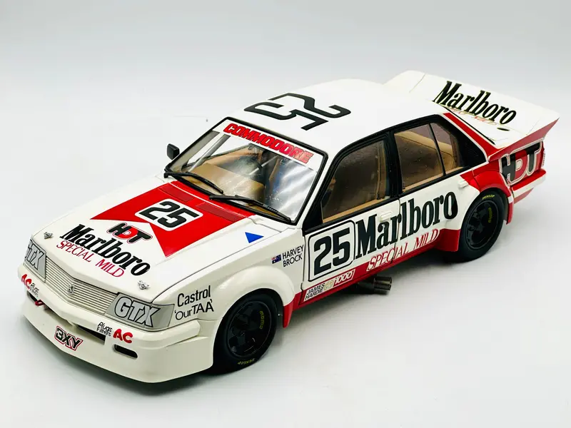 1:18 1983 Bathurst Winner -- #25 Brock/Perkins -- Holden Vh Commodore -- Classic 1