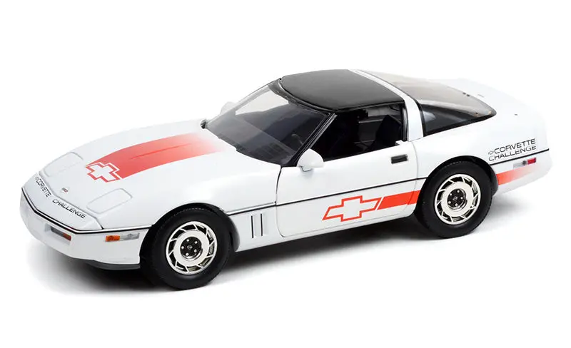 1:18 1988 Chevrolet C4 Corvette -- White W/Orange Stripes -- Greenlight 1