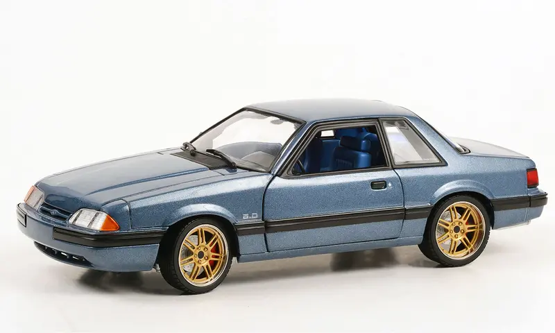 1:18 1989 Ford Mustang 5.0 Lx (Detroit Speed) -- Medium Shadow Blue -- Gmp 1
