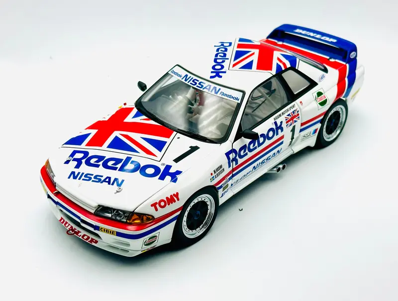 1:18 1990 Reebok #1 Group A -- Nissan Skyline Gt-R R32 -- Autoart 89081 1