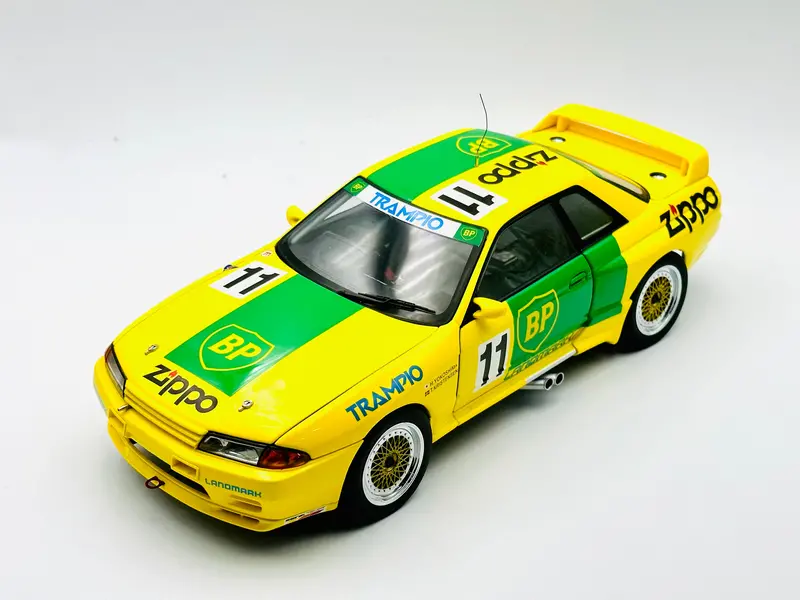 1:18 1993 Bp Oil Trampio #11 Group A -- Nissan Skyline Gt-R R32 -- Autoart 89381 1