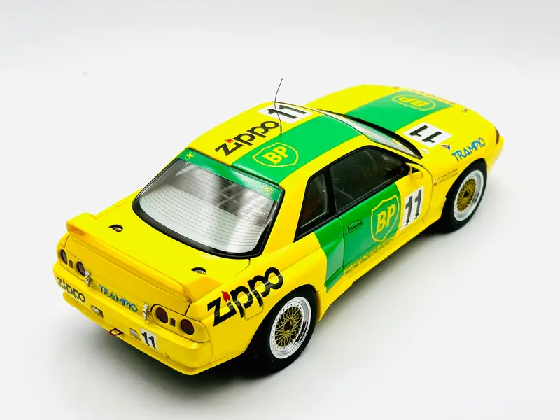 1:18 1993 Bp Oil Trampio #11 Group A -- Nissan Skyline Gt-R R32 -- Autoart 89381 2