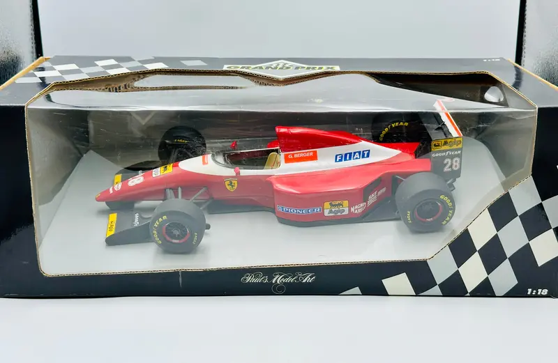 1:18 1993 Gerhard Berger -- #28 Ferrari F93a -- Minichamps F1 1