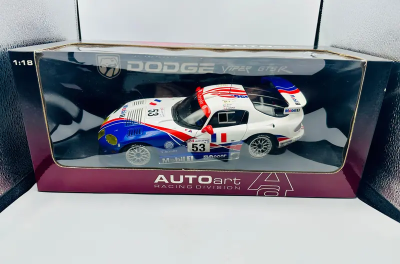 1:18 1997 Le Mans 24 Hour Gt2 Class Winner -- #53 Dodge Viper Gtsr -- Autoart 1