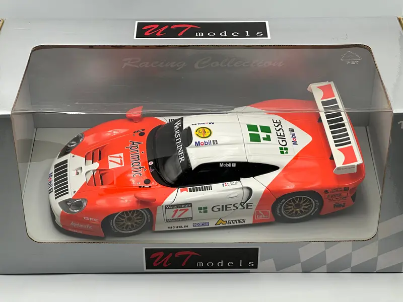 1:18 1998 Fia Gt -- #17 Porsche 911 Gt1 -- Ut Models 2