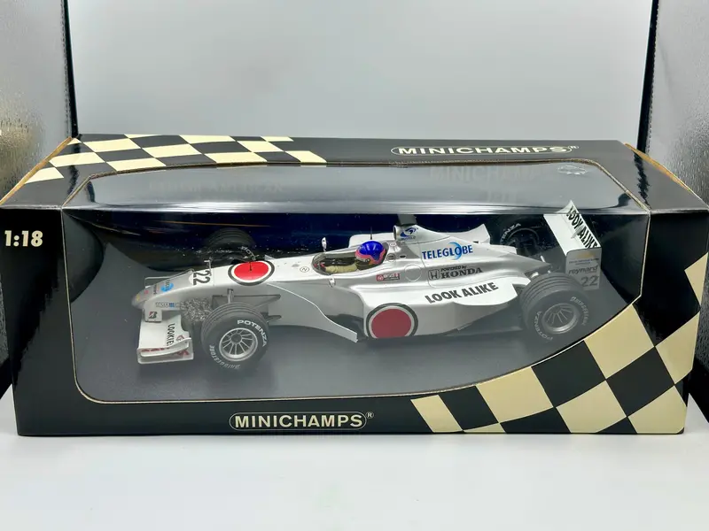 1:18 2000 Jacques Villeneuve -- #22 Bar Honda Showcar -- Minichamps F1 1