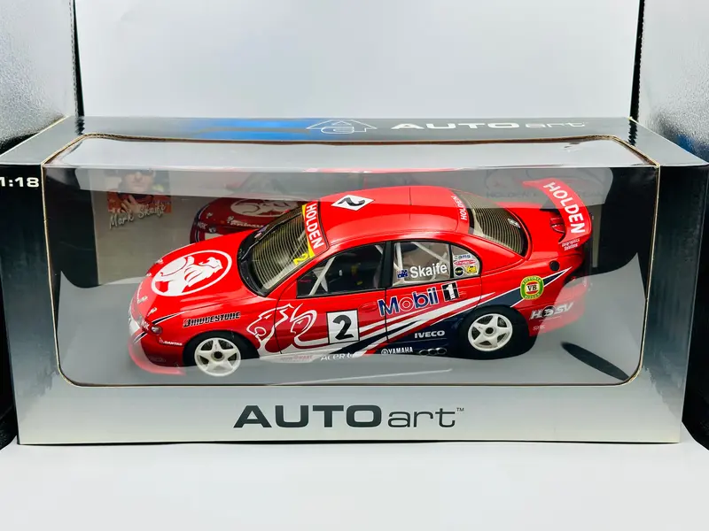 1:18 2000 Mark Skaife -- Holden Racing Team -- Holden Vt Commodore -- Biante 1