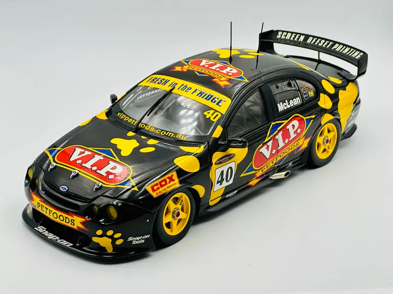 1:18 2002 Cameron Mclean -- Vip Pet Foods Ford Au Falcon -- Classic Carlectables 1
