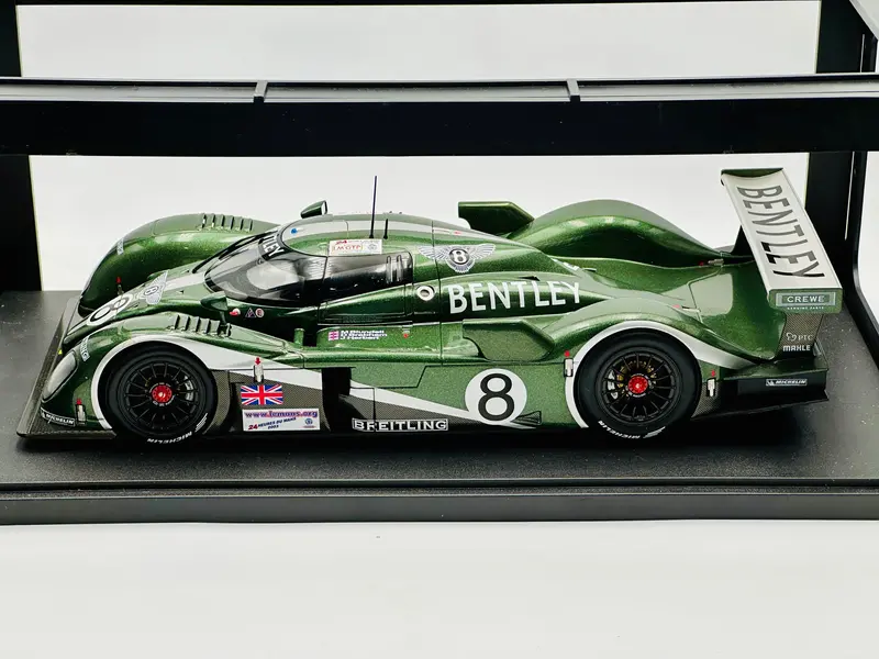 1:18 2003 Lemans 24H 2Nd Place -- #8 Bentley Speed 8 -- Autoart 80354 1