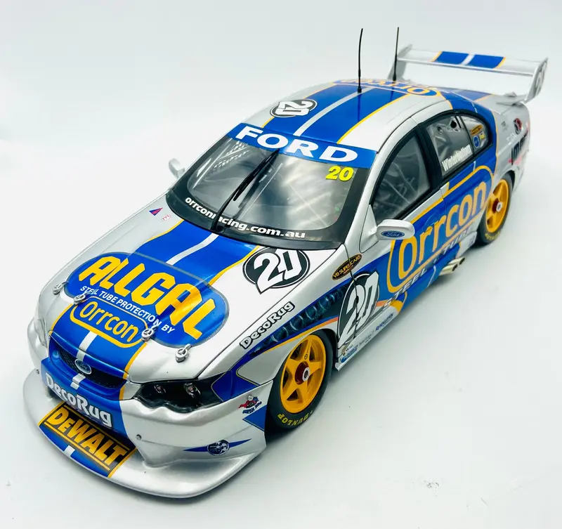 1:18 2005 Mark Winterbottom -- Ford Ba Falcon -- Classic Carlectables 1