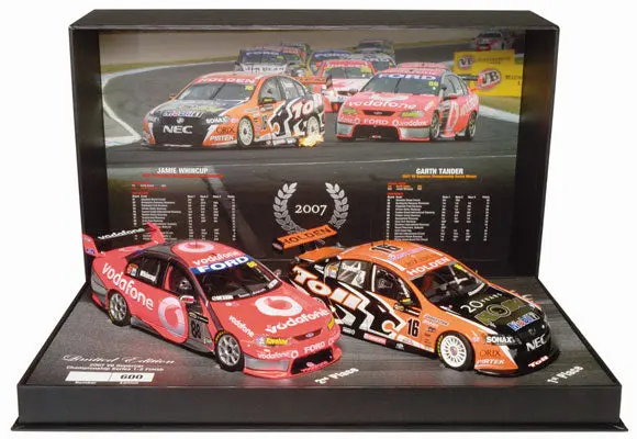 1:18 2007 Championship Twin Set -- Whincup/Tander -- Classic Carlectables 1