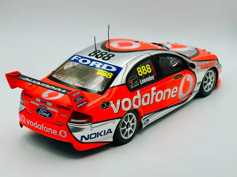 1:18 2008 Craig Lowndes -- #888 Team Vodafone -- Ford Bf Falcon -- Classic 2