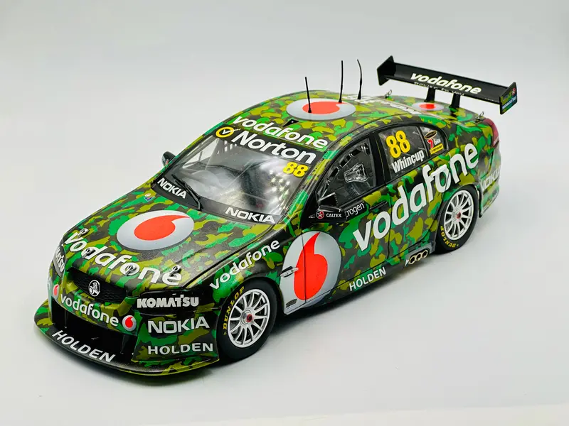 1:18 2011 Jamie Whincup -- Townsville Camo Livery -- Classic Carlectables 1