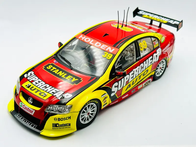1:18 2011 Russell Ingall -- #39 Supercheap Auto Racing -- Classic Carlectables 1