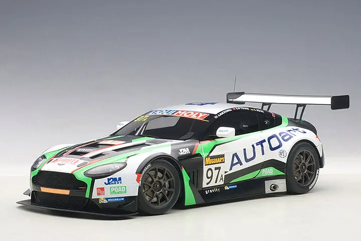 1:18 2015 Bathurst 12 Hour 3Rd Place -- #97 Aston Martin Vantage Gt3 -- Autoart 1