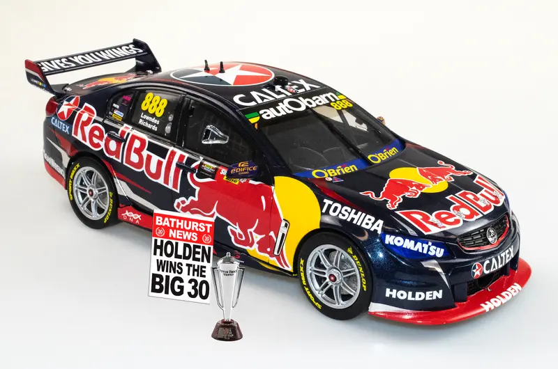 1:18 2015 Bathurst Winner -- Lowndes/Richards -- Red Bull Racing -- Biante 1