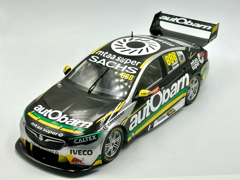 1:18 2018 Bathurst Winner -- Lowndes/Richards -- Autobarn Racing -- Classic 1
