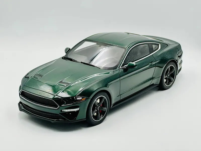 1:18 2019 Ford Mustang Bullit -- Dark Green -- Gt Spirit 1