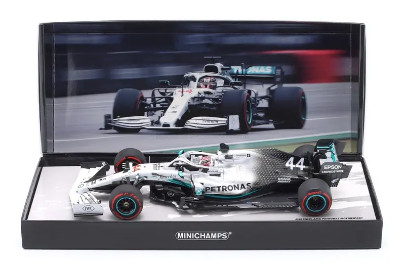 1:18 2019 Lewis Hamilton -- World Champion (German Gp) -- Minichamps F1 Rare 1