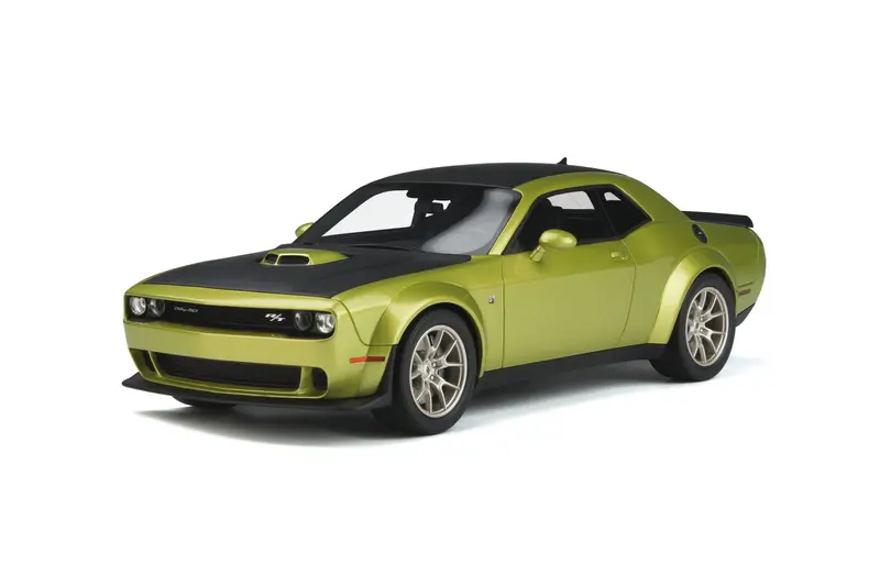 1:18 2020 Dodge Challenger R/T Scat Pack Widebody -- Green -- Gt Spirit 1