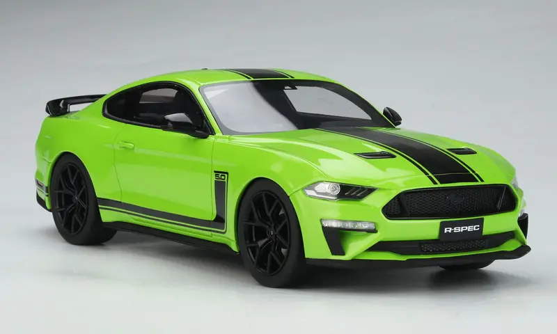 1:18 2020 Ford Mustang R-Spec - Rhd -- Grabber Lime -- Gt Spirit 1