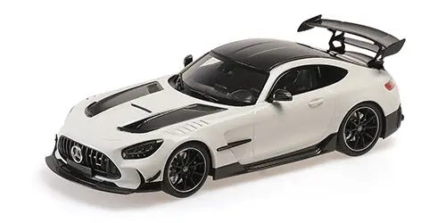 1:18 2020 Mercedes-Benz Amg Gt V8 Black Series -- White -- Minichamps 1