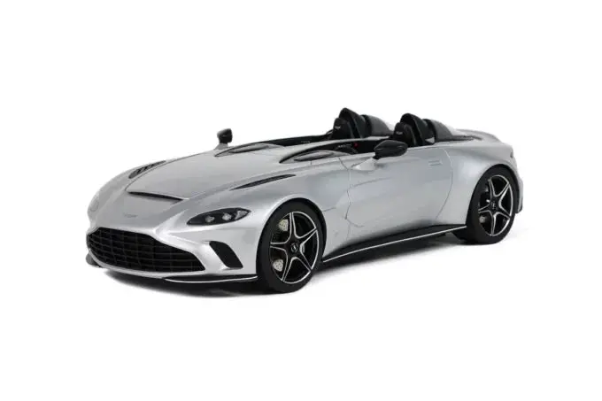 1:18 2021 Aston Martin V12 Speedster -- Silver -- Gt Spirit 1