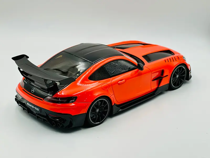 1:18 2021 Mercedes-Benz Amg Gt-R Black Series -- Orange -- Gt Spirit 2
