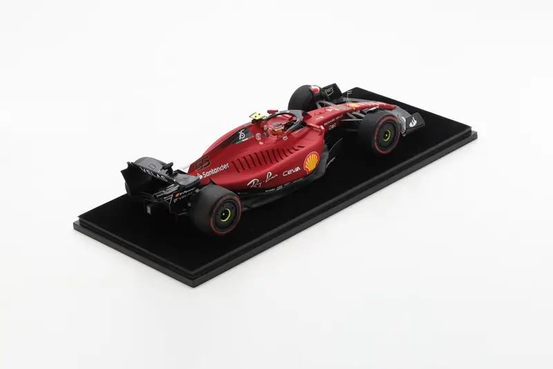 1:18 2022 Carlos Sainz -- British Gp Winner -- Ferrari F1-75 -- Looksmart 2