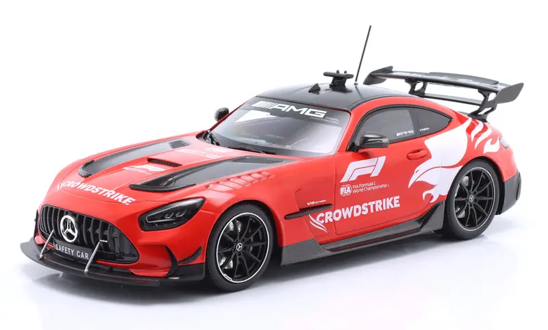1:18 2022 Formula 1 Safety Car -- Mercedes-Amg Gt Black Series -- Minichamps F1 1