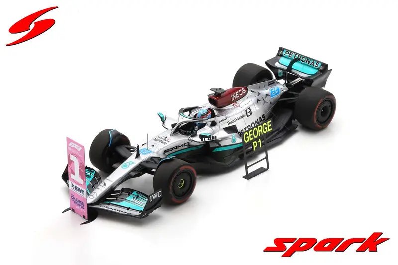 1:18 2022 George Russell -- Brazil Gp Winner -- Mercedes-Amg W13 E -- Spark F1 1